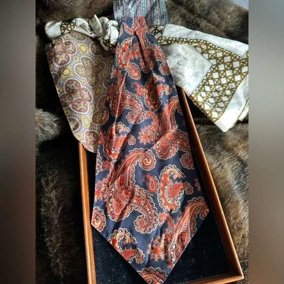 Dog Print Silk Scarf in Ivory and Gold - Picture 3 of 8